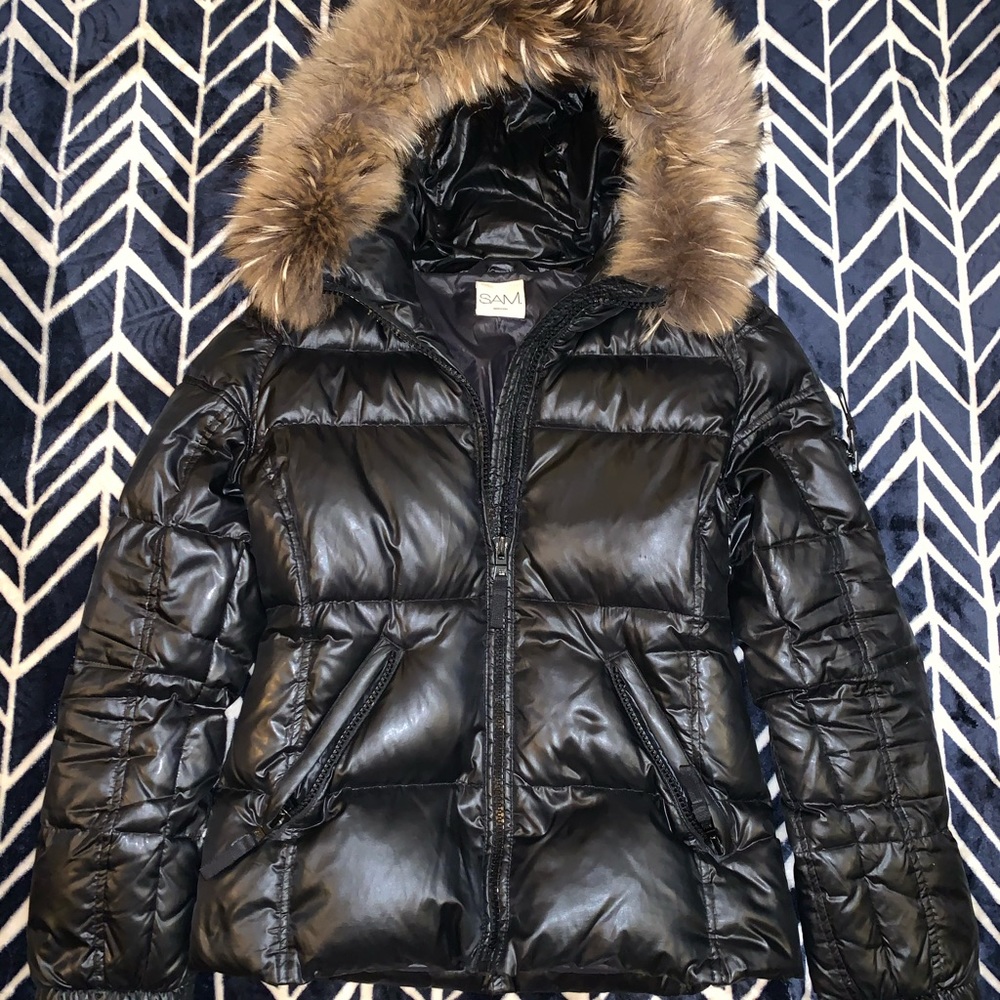 SAM. Blake Fur-Trim Short Down Coat.